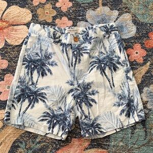 Post Peanut Palm Tree Shorts